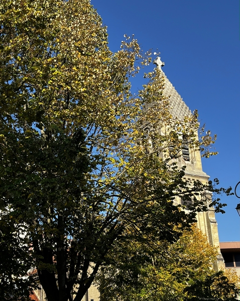 L'église Saint-Flaive dans les feuillages d'automne (Ermont, Île-de-France) L'église Saint-Flaive dans les feuillages d'automne (Ermont, Île-de-France)